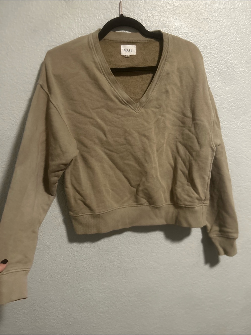 MATE v neck pullover - Picture 3 of 7
